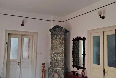 Casă cu 4 camere în Caracal - 1