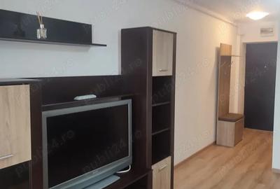 Inchiriez garsoniera - 2