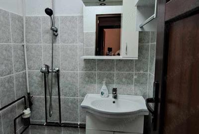 Garsonieră decomandată în Govândari