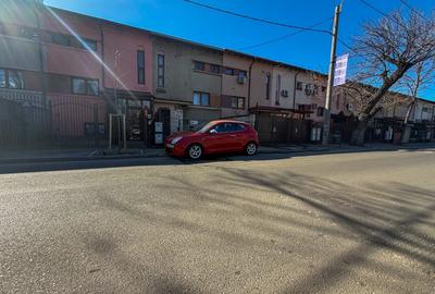 Casă cu 5 camere cu Canalizare în Vatra Luminoasă