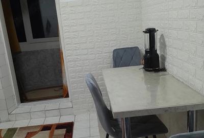 Apartament cu 2 camere decomandat în Central - 4