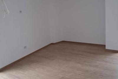 Casă cu 3 camere în Central - 1