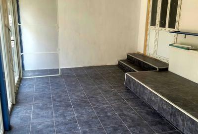 Spațiu comercial, de 57 mp, în Central - 6