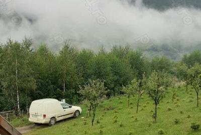 Cabana cu teren la munte - 2