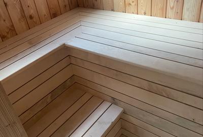 Casă cu 3 camere cu Teren 300 Mp în Central - 1