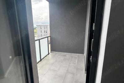 Garsonieră decomandată în Sud