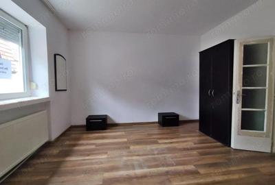 Casă cu 3 camere cu Teren 180 Mp în Ultracentral - 2