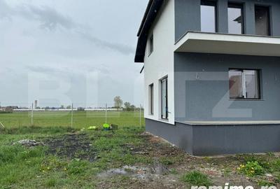 Casă cu 4 camere cu Teren 250 Mp în Rădăuți - 2