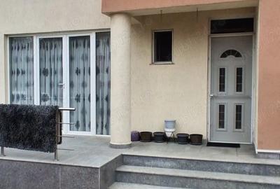 Casă cu Teren 170 Mp în Central - 3