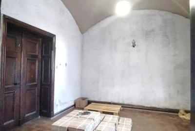 Casă cu 10 camere cu Canalizare în Dacia - 4