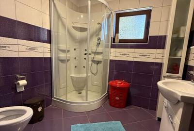 Casa moderna de vanzare - zona 8 MARTIE - Ploiesti - 13