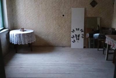 Casă cu 3 camere cu Teren 900 Mp în Slatina-Nera - 3