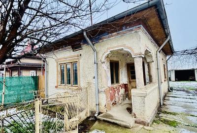 Casă cu 3 camere cu Teren 1350 Mp în Puntea de Greci - 2