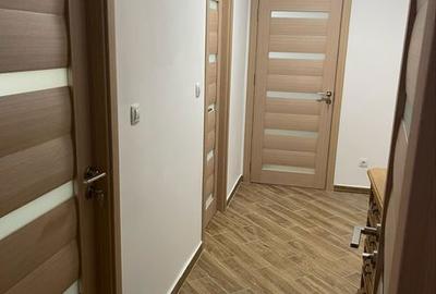 Apartament cu 2 camere decomandat în Calea București