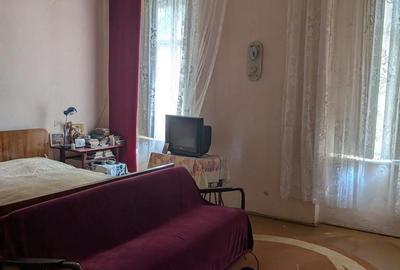 Casă cu 3 camere în Ciacova - 2