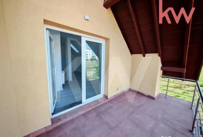 Casă cu 4 camere cu Canalizare în Malu Mare - 4