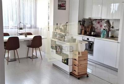 Casa cu 4 camere 2 bai si 396 mp teren in zona Calea Cisnadiei - 2