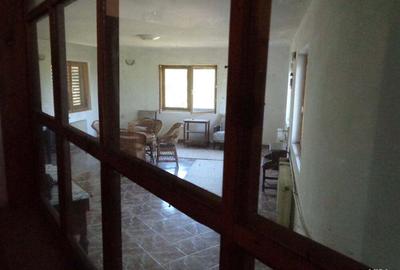 Casă cu 5 camere în Bulbucata - 3