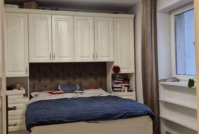 Apartament cu 3 camere decomandat în Central - 1