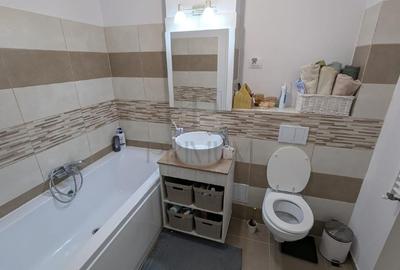 DAMBOVITA - ETAJ 1 - RENOVAT - 3 CAMERE - 2 BAI - 2 BALCOANE - CENTRALA PROPRIE - 11