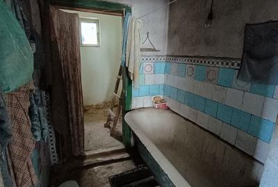 Casă cu 2 camere cu Teren 230 Mp în Central - 2