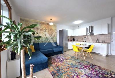 Apartament cu 3 camere semidecomandat, mobilat în Central