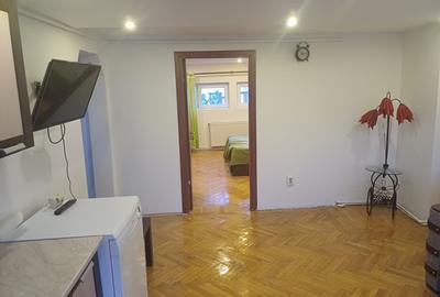 Apartament cu 3 camere semidecomandat în 1 Mai - 3