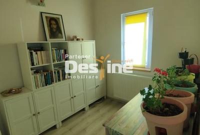 Apartament cu 3 camere semidecomandat, mobilat în Republicii - 6