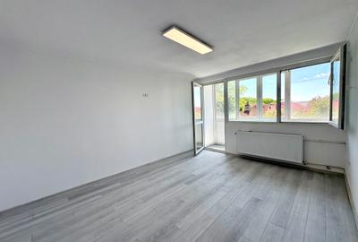 Apartament cu 2 camere decomandat în Eroii Revoluției