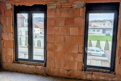 Casă cu 10 camere cu Teren 339 Mp în Decebal - 8
