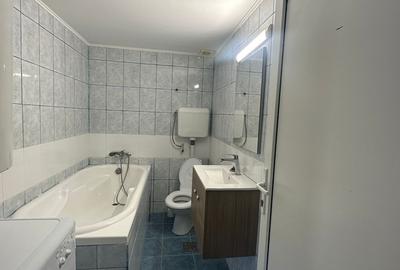 Apartament cu 2 camere semidecomandat în Progresul