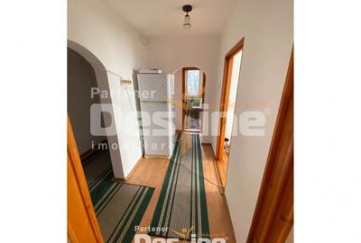 Apartament cu 4 camere decomandat, mobilat în Central - 12