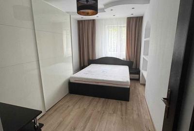 Apartament cu 2 camere decomandat în Traian - 2