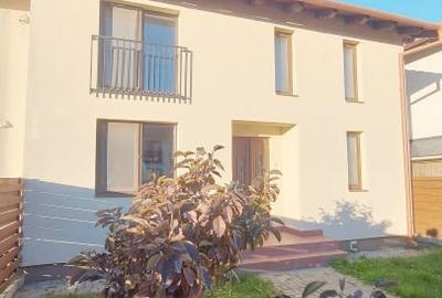 Inchiriere  casa  – Ghimbav, cu curte si 2 niveluri - 1