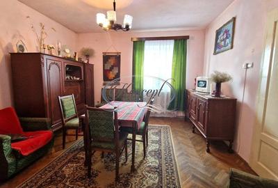 Casă individuală cu 5 camere cu Canalizare în Andrei Mureșanu - 3