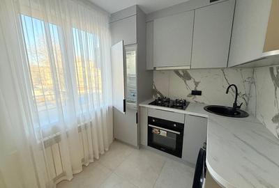 Garsonieră decomandată în Apărătorii Patriei