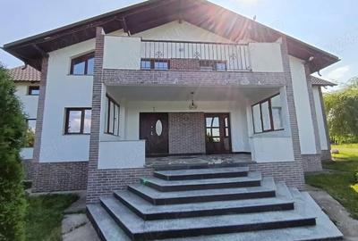 Casă cu 2 camere cu Teren 11770 Mp în Fălticeni - 9