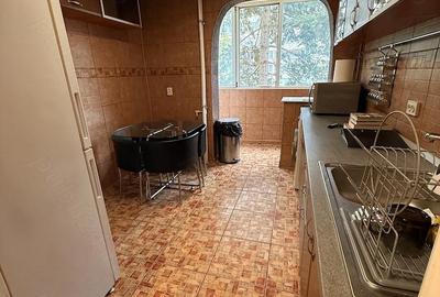 Apartament cu 3 camere semidecomandat în Giulești - 4