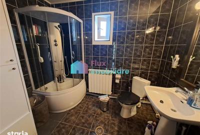 Casă cu 5 camere cu Teren 800 Mp în Cornu Luncii