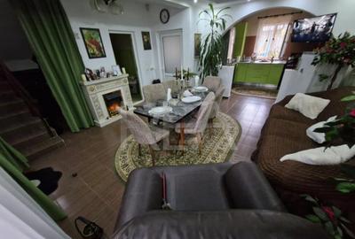 Casa cu 5 camere la 1 kilometru de gradini?a Col? de rai - 20