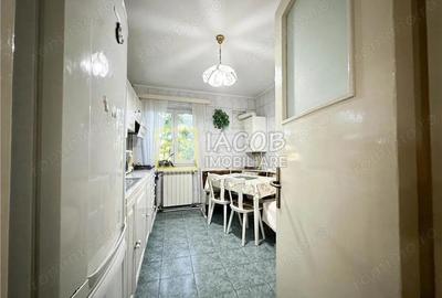 Apartament 3 camere de inchiriat Bacau, Str. Panselelor - 5