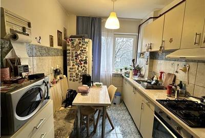 Apartament 2 camere de vânzare - zona Democratiei - 5