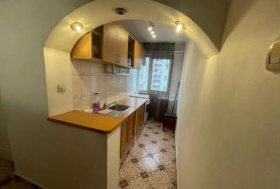 Apartament cu 2 camere semidecomandat în Craiovița Nouă - 7