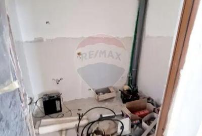 Casă cu 5 camere cu Teren 465 Mp în Dărmănești - 3