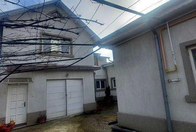 Apartament cu 3 camere în Blejoi - 1