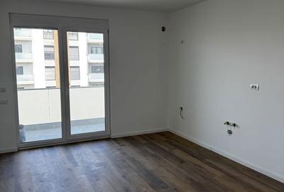 Apartament cu 2 camere decomandat în Lotus