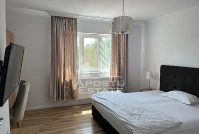 Apartament cu 3 camere semidecomandat, mobilat în Lipovei