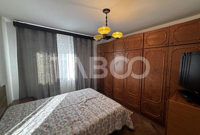 Apartament cu 3 camere decomandat, mobilat în Ștrand