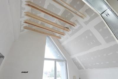 Casă cu 4 camere cu Canalizare în Dâmbul Rotund - 4