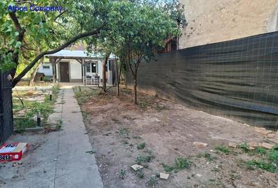 Casa 2 camere Bdul I. Mihalache- Pta Chibrit - 30